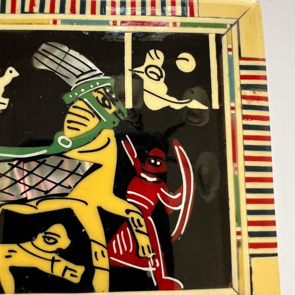 Vintage Egyptian Theme Colorful Inlay Box Egyptian riding in Chariot 5 x 3 x 2 - Picture 3 of 8
